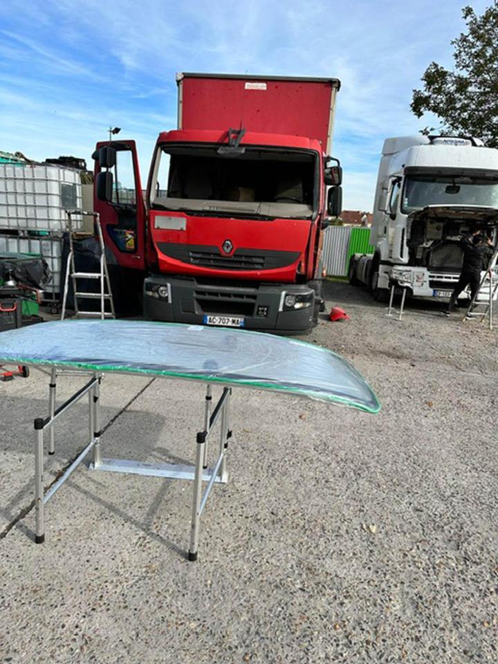 Pose pare-brise poids lourds Sartrouville