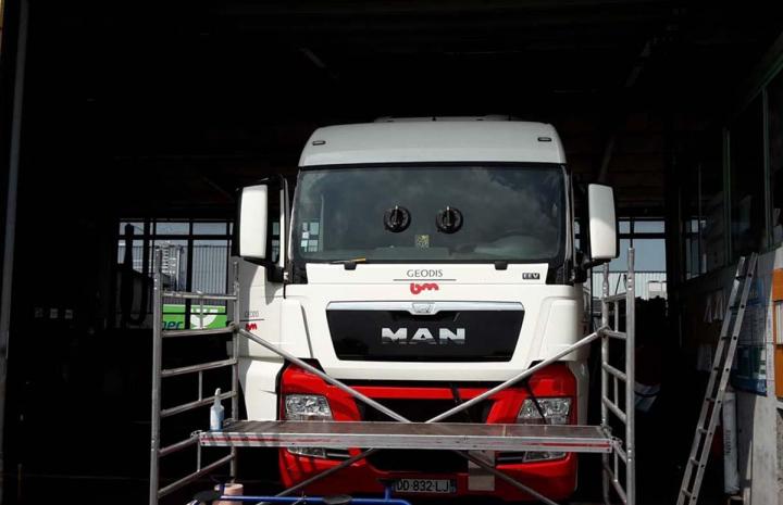 Pose pare-brise poids lourds Sartrouville